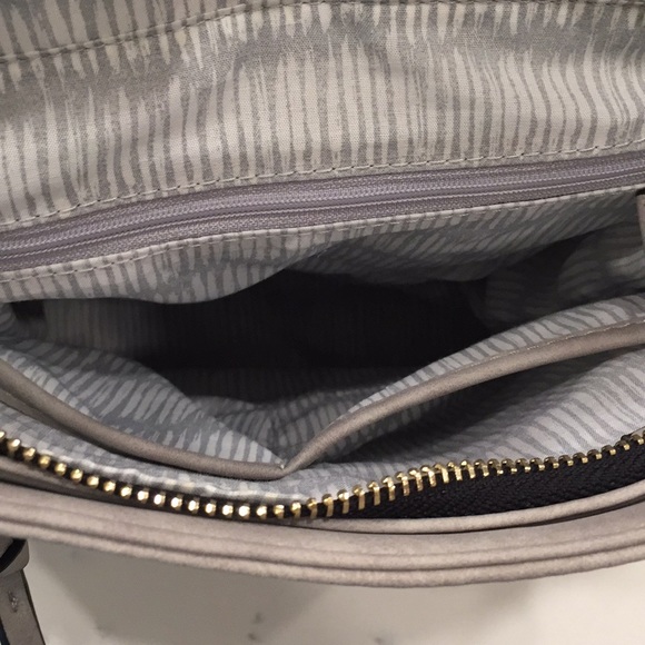 🍒 Faux Leather mini backpack 🍒 - Picture 2 of 3